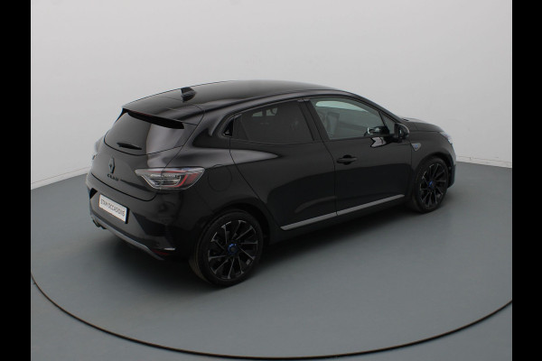 Renault Clio TCe 90pk GPF esprit Alpine 360° Camera | Adapt. Cruise | Navi | Parkeersens. v+a | Stoel-/stuurverw.