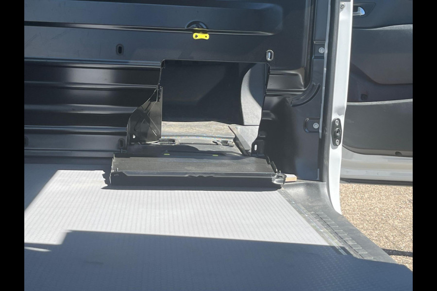 Citroën Jumpy 2.0 BlueHDI 145 Pk Automaat L2 Airco / Cruise / Camera / Navi