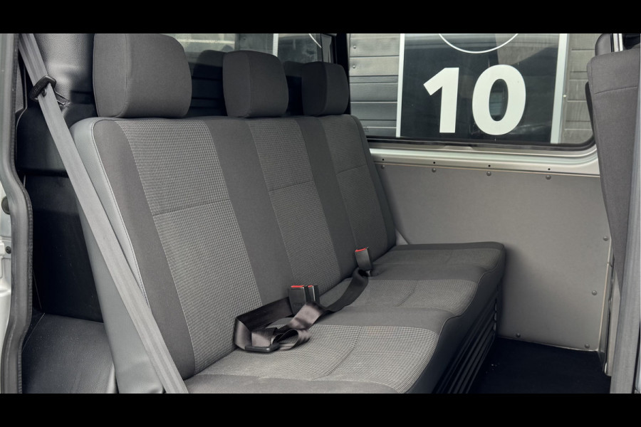 Volkswagen Transporter 2.0 TDI L2H1 28 Highline DSG Dubbele Cabine | Lang