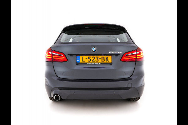 BMW 2 Serie Active Tourer 225xe iPerformance Executive (INCL-BTW) *DAKOTA-LEATHER | FULL-LED | HARMAN/KARDON-AUDIO  | HEATED-SPORT-SEATS | HEAD-UP | DAB+  | ECC | NAVI-FULLMAP | PDC | CRUISE | 17''ALU*