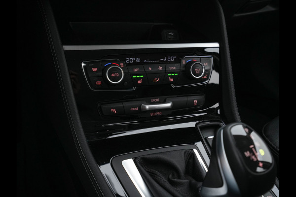 BMW 2 Serie Active Tourer 225xe iPerformance Executive (INCL-BTW) *DAKOTA-LEATHER | FULL-LED | HARMAN/KARDON-AUDIO  | HEATED-SPORT-SEATS | HEAD-UP | DAB+  | ECC | NAVI-FULLMAP | PDC | CRUISE | 17''ALU*