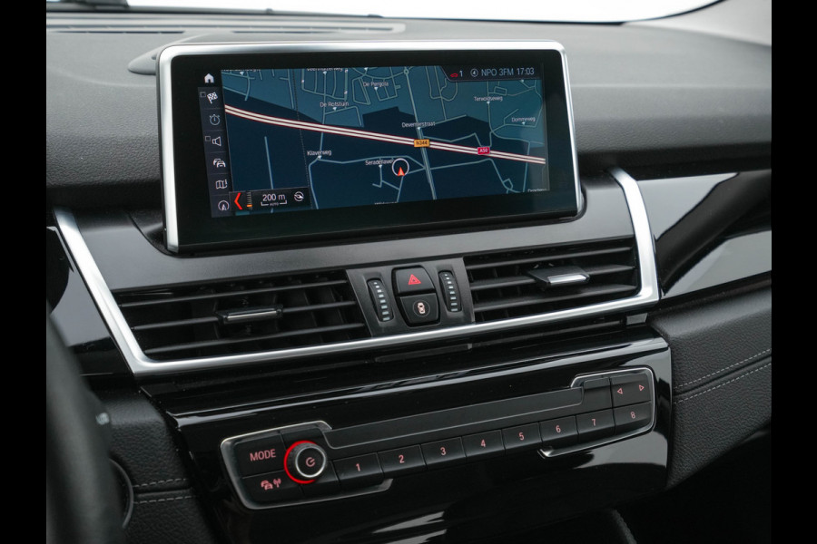 BMW 2 Serie Active Tourer 225xe iPerformance Executive (INCL-BTW) *DAKOTA-LEATHER | FULL-LED | HARMAN/KARDON-AUDIO  | HEATED-SPORT-SEATS | HEAD-UP | DAB+  | ECC | NAVI-FULLMAP | PDC | CRUISE | 17''ALU*
