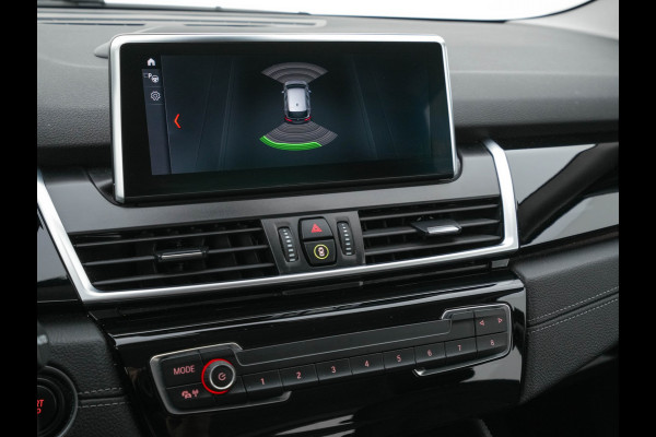 BMW 2 Serie Active Tourer 225xe iPerformance Executive (INCL-BTW) *DAKOTA-LEATHER | FULL-LED | HARMAN/KARDON-AUDIO  | HEATED-SPORT-SEATS | HEAD-UP | DAB+  | ECC | NAVI-FULLMAP | PDC | CRUISE | 17''ALU*