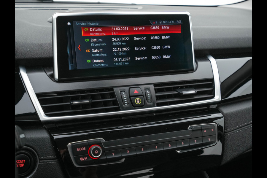 BMW 2 Serie Active Tourer 225xe iPerformance Executive (INCL-BTW) *DAKOTA-LEATHER | FULL-LED | HARMAN/KARDON-AUDIO  | HEATED-SPORT-SEATS | HEAD-UP | DAB+  | ECC | NAVI-FULLMAP | PDC | CRUISE | 17''ALU*