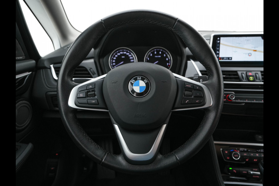 BMW 2 Serie Active Tourer 225xe iPerformance Executive (INCL-BTW) *DAKOTA-LEATHER | FULL-LED | HARMAN/KARDON-AUDIO  | HEATED-SPORT-SEATS | HEAD-UP | DAB+  | ECC | NAVI-FULLMAP | PDC | CRUISE | 17''ALU*