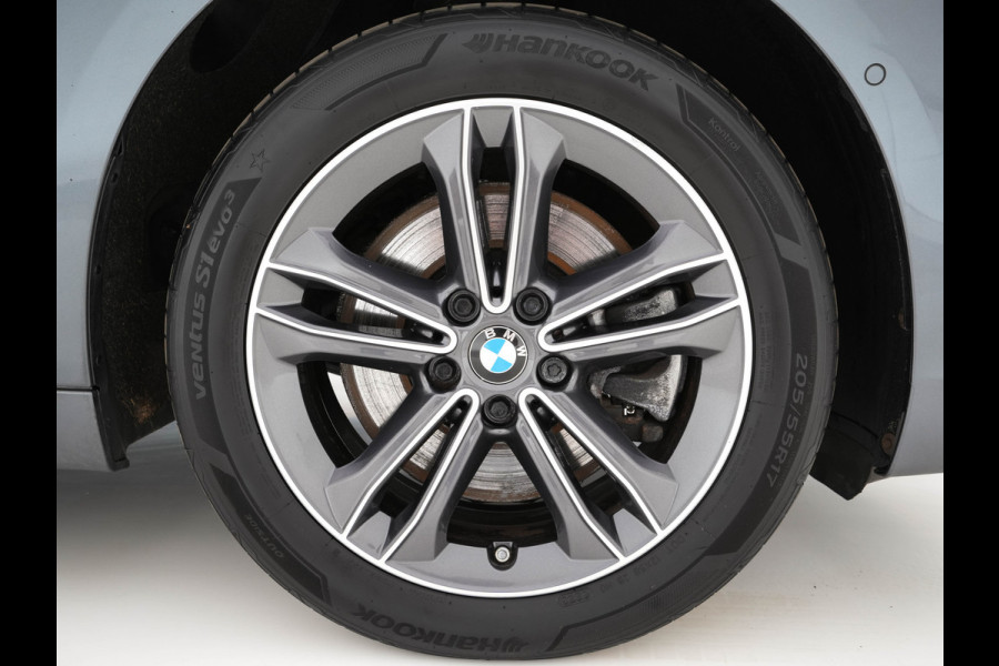 BMW 2 Serie Active Tourer 225xe iPerformance Executive (INCL-BTW) *DAKOTA-LEATHER | FULL-LED | HARMAN/KARDON-AUDIO  | HEATED-SPORT-SEATS | HEAD-UP | DAB+  | ECC | NAVI-FULLMAP | PDC | CRUISE | 17''ALU*