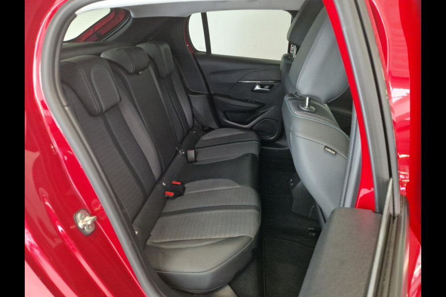 Peugeot 208 1.2 PureTech Blue Lease Allure 100 PK | Navigatie | Draadloze telefoonlader | Apple Carplay/Android Auto |