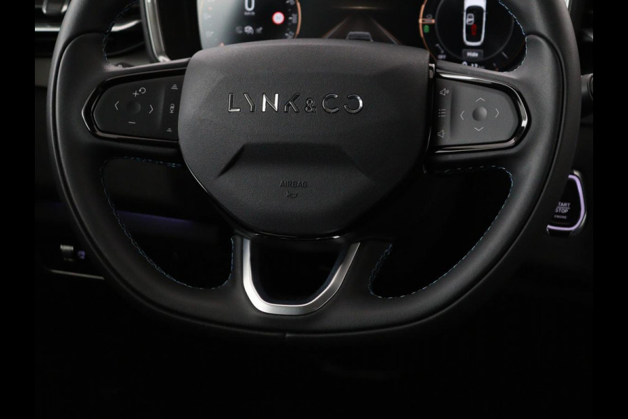 Lynk & Co 01 1.5 | Panoramadak | Navi | Achteruitrijcamera | CarPlay | Cruise Control Adaptief | Draadloze Telefoonlader | Stoelverwarming | DAB