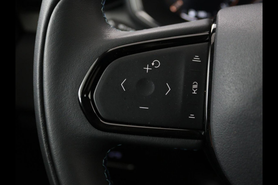 Lynk & Co 01 1.5 | Panoramadak | Navi | Achteruitrijcamera | CarPlay | Cruise Control Adaptief | Draadloze Telefoonlader | Stoelverwarming | DAB