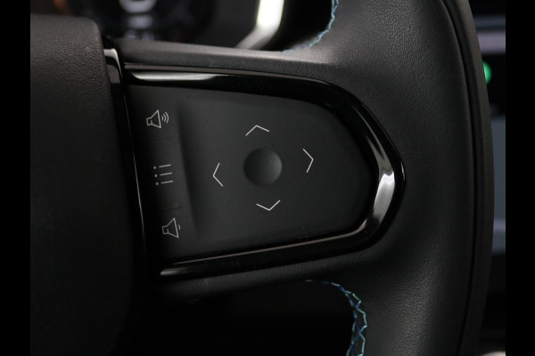 Lynk & Co 01 1.5 | Panoramadak | Navi | Achteruitrijcamera | CarPlay | Cruise Control Adaptief | Draadloze Telefoonlader | Stoelverwarming | DAB
