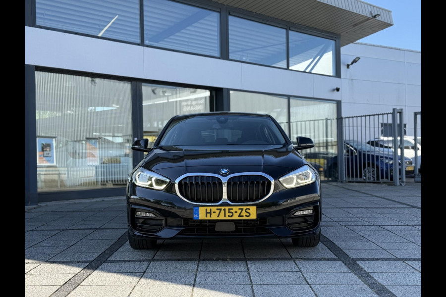 BMW 1-serie 116d Executive Ed. | Navi | Apple Carplay | Trekhaak |