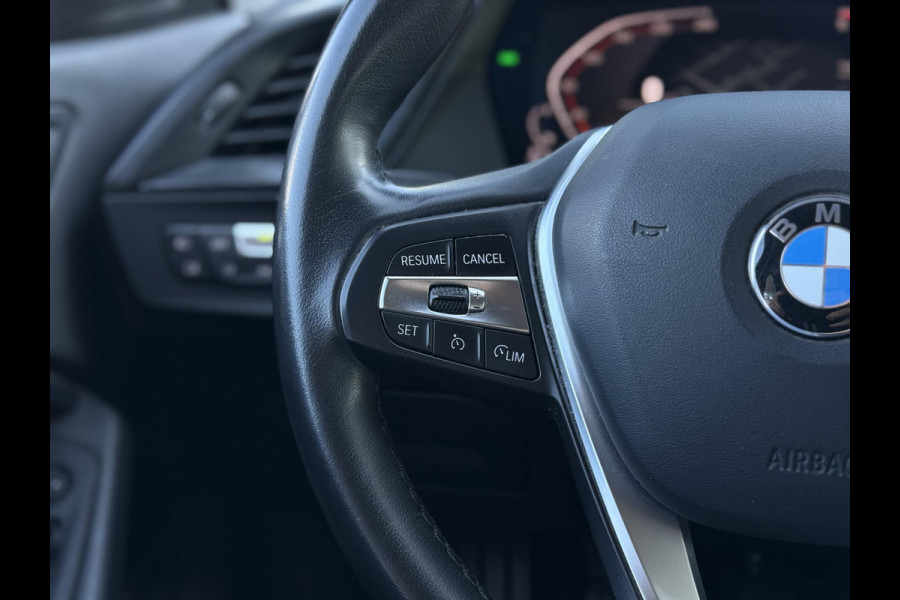 BMW 1-serie 116d Executive Ed. | Navi | Apple Carplay | Trekhaak |