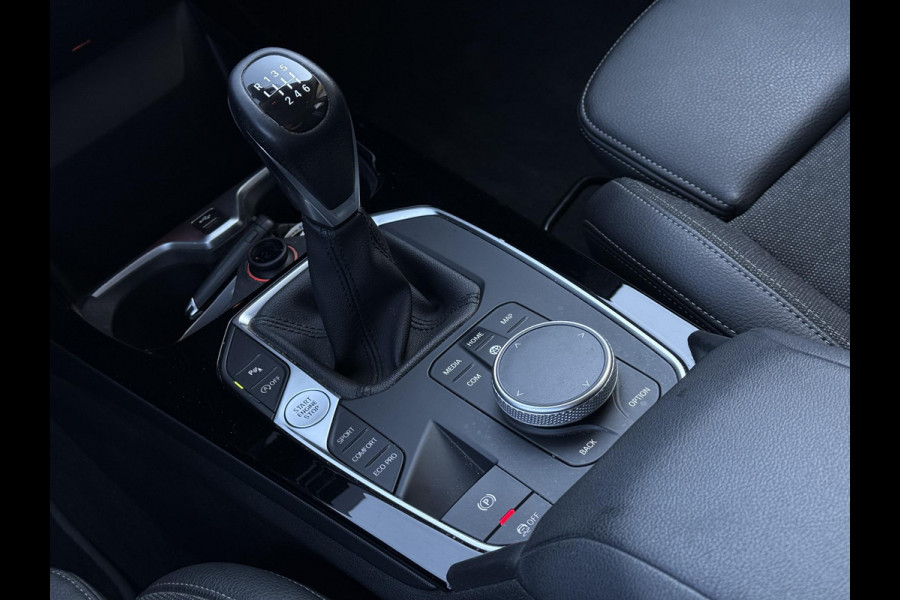 BMW 1-serie 116d Executive Ed. | Navi | Apple Carplay | Trekhaak |