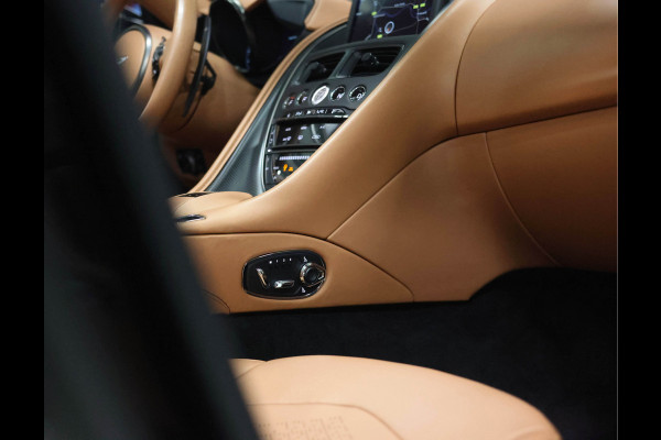 Aston Martin DBS Volante 5.2 V12 Superleggera *Carbon*360*Dealer odh*