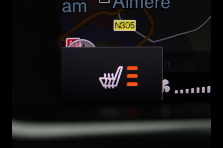 Volvo V40 1.5 T2 Edition+ | Trekhaak | Navigatie | Achteruitrijcamera | Stoelverwarming | Cruise Control | LMV