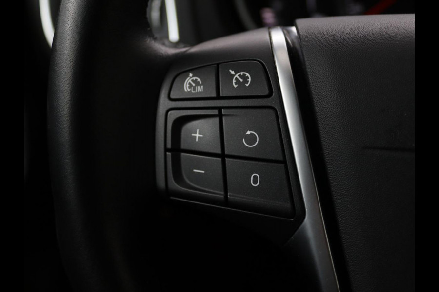 Volvo V40 1.5 T2 Edition+ | Trekhaak | Navigatie | Achteruitrijcamera | Stoelverwarming | Cruise Control | LMV