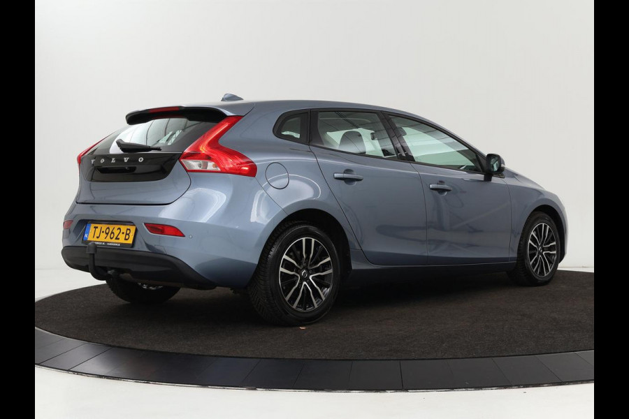 Volvo V40 1.5 T2 Edition+ | Trekhaak | Navigatie | Achteruitrijcamera | Stoelverwarming | Cruise Control | LMV