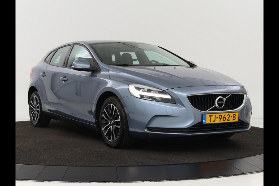 Volvo V40 1.5 T2 Edition+ | Trekhaak | Navigatie | Achteruitrijcamera | Stoelverwarming | Cruise Control | LMV