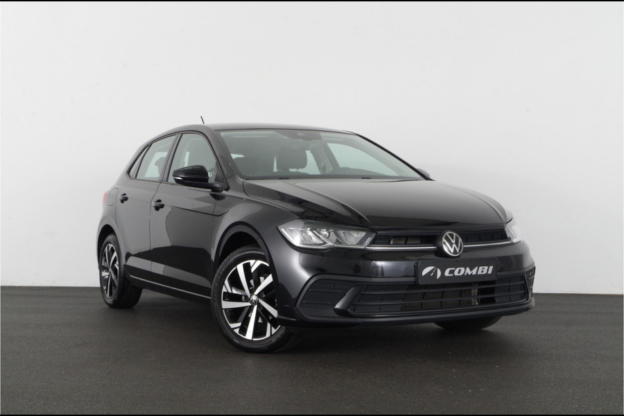Volkswagen Polo 1.0 TSI Life > Automaat/Torsby velgen/Camera/stoelverwarming... | 2491 |