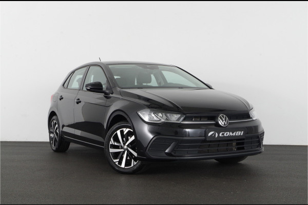 Volkswagen Polo 1.0 TSI Life > Automaat/Torsby velgen/Camera/stoelverwarming... | 2491 |