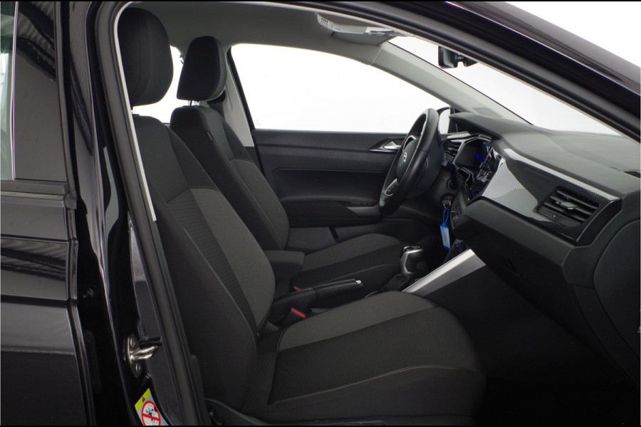Volkswagen Polo 1.0 TSI Life > Automaat/Torsby velgen/Camera/stoelverwarming... | 2491 |