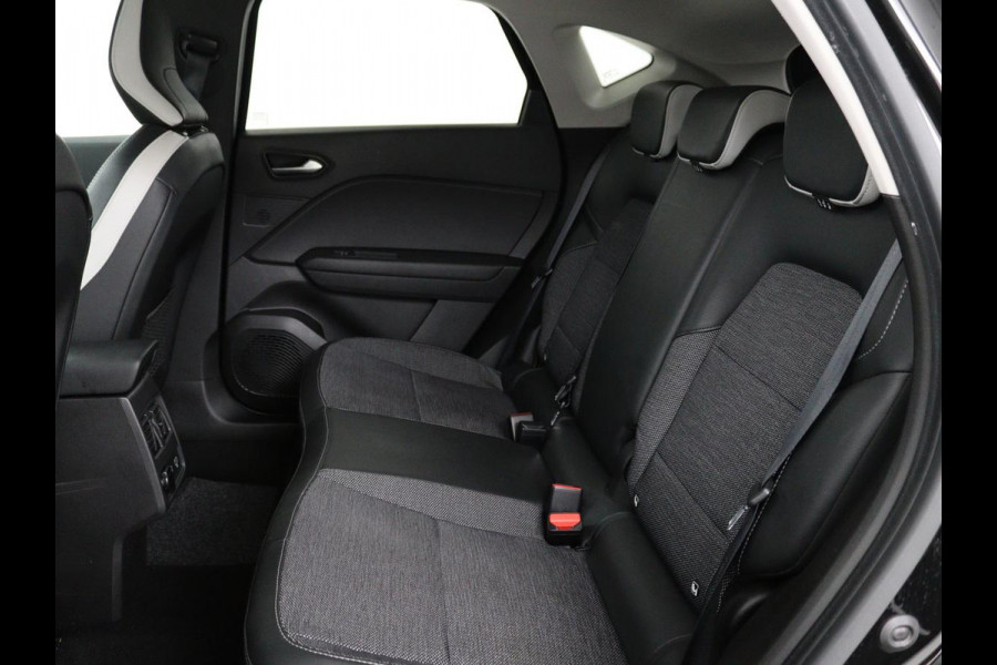 Renault Captur 1.3 TCe 140 Intens | Trekhaak | Automaat | Navi | Apple Carplay | Cruise Control | DAB | LMV