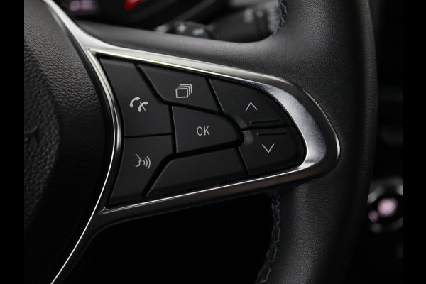 Renault Captur 1.3 TCe 140 Intens | Trekhaak | Automaat | Navi | Apple Carplay | Cruise Control | DAB | LMV