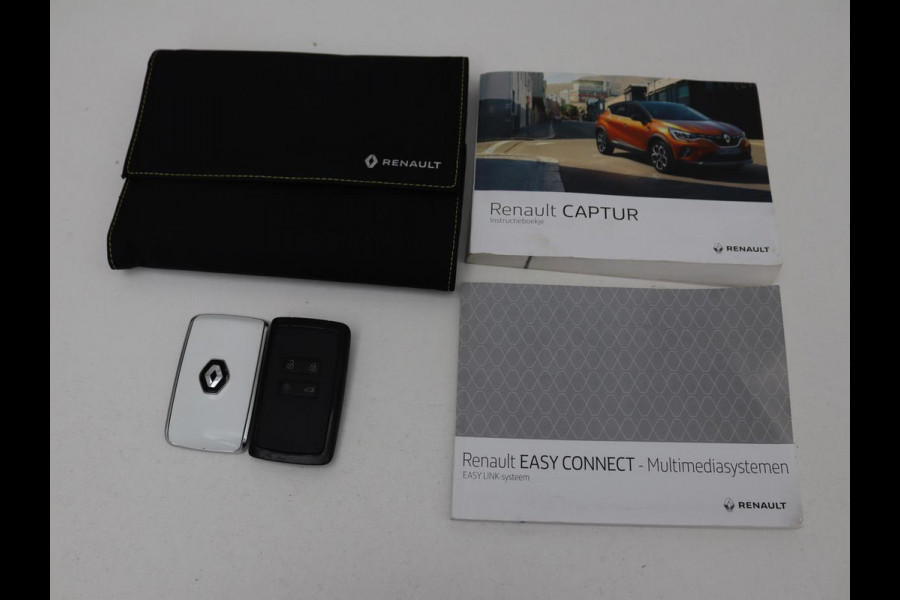 Renault Captur 1.3 TCe 140 Intens | Trekhaak | Automaat | Navi | Apple Carplay | Cruise Control | DAB | LMV