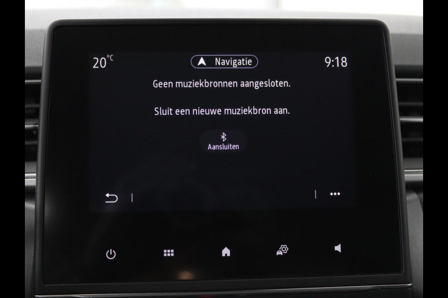 Renault Captur 1.3 TCe 140 Intens | Trekhaak | Automaat | Navi | Apple Carplay | Cruise Control | DAB | LMV