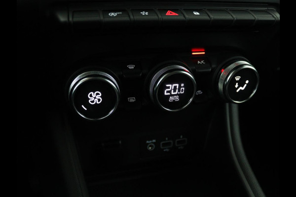 Renault Captur 1.3 TCe 140 Intens | Trekhaak | Automaat | Navi | Apple Carplay | Cruise Control | DAB | LMV