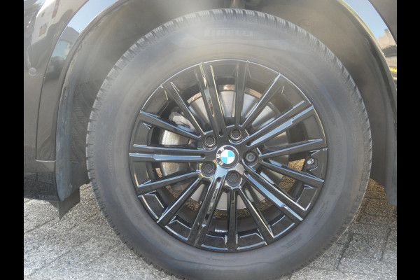 BMW X1 sDrive18i | M-SPORTPAKKET | LEDEREN BEKLEDING |