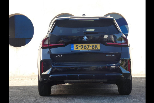 BMW X1 sDrive18i | M-SPORTPAKKET | LEDEREN BEKLEDING |