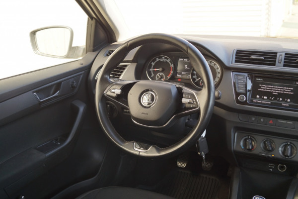 Škoda Fabia Combi 1.0 TSI Ambition -NAVI-PDC-DAB-TREKHAAK-
