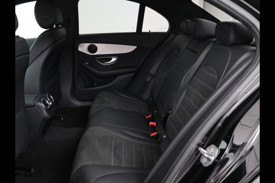 Mercedes-Benz C-Klasse 180 Business Solution | AMG Line| 360 Camera | Cruise Control | Navi | Stoelverwarming | Draadloze Telefoonlader | LMV 18