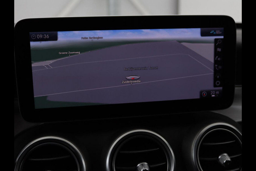 Mercedes-Benz C-Klasse 180 Business Solution | AMG Line| 360 Camera | Cruise Control | Navi | Stoelverwarming | Draadloze Telefoonlader | LMV 18