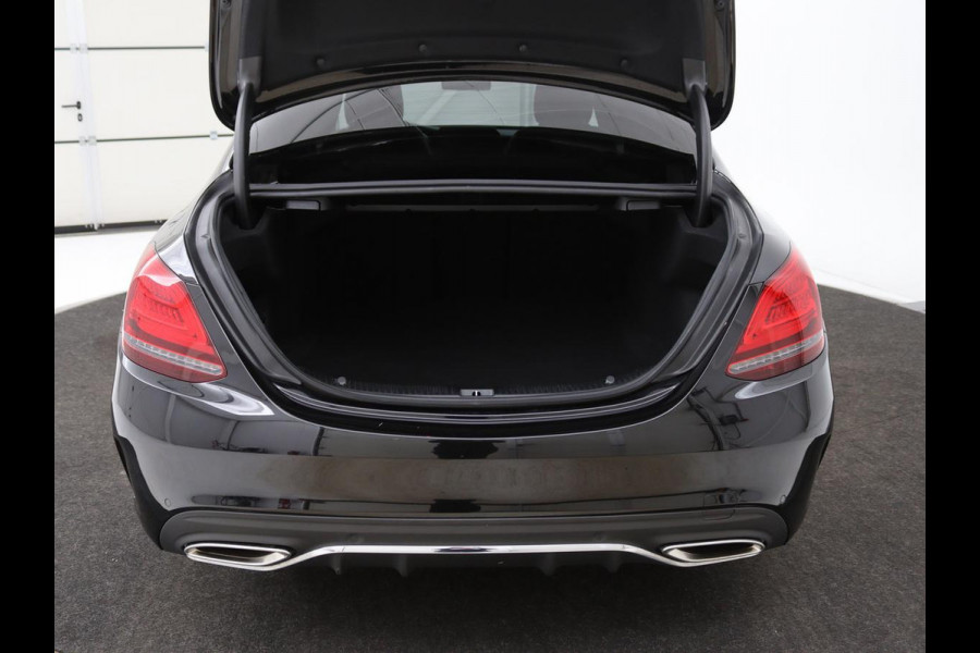 Mercedes-Benz C-Klasse 180 Business Solution | AMG Line| 360 Camera | Cruise Control | Navi | Stoelverwarming | Draadloze Telefoonlader | LMV 18