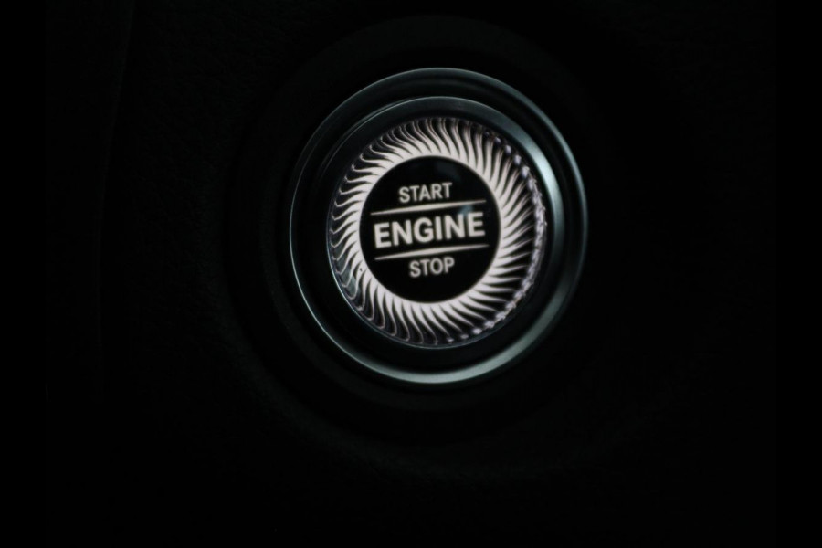 Mercedes-Benz C-Klasse 180 Business Solution | AMG Line| 360 Camera | Cruise Control | Navi | Stoelverwarming | Draadloze Telefoonlader | LMV 18