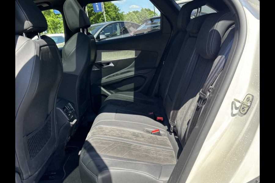 Peugeot 3008 1.6 HYbrid4 300 GT BLACK PACK | PANO | 360 CAMERA