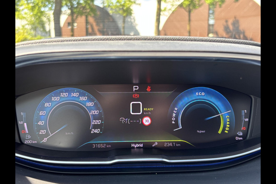 Peugeot 3008 1.6 HYbrid4 300 GT BLACK PACK | PANO | 360 CAMERA