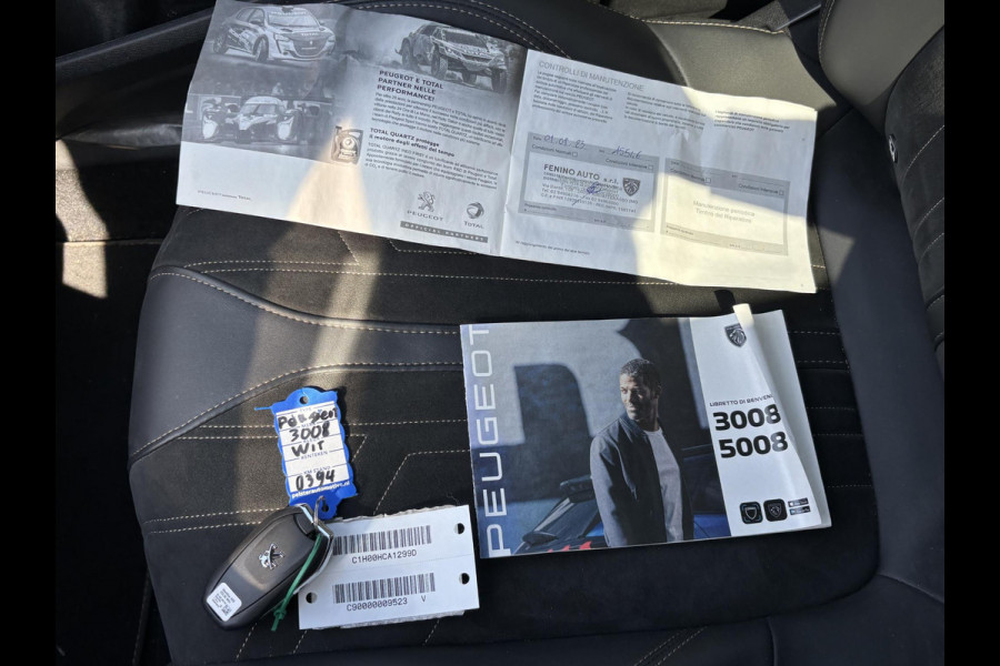 Peugeot 3008 1.6 HYbrid4 300 GT BLACK PACK | PANO | 360 CAMERA