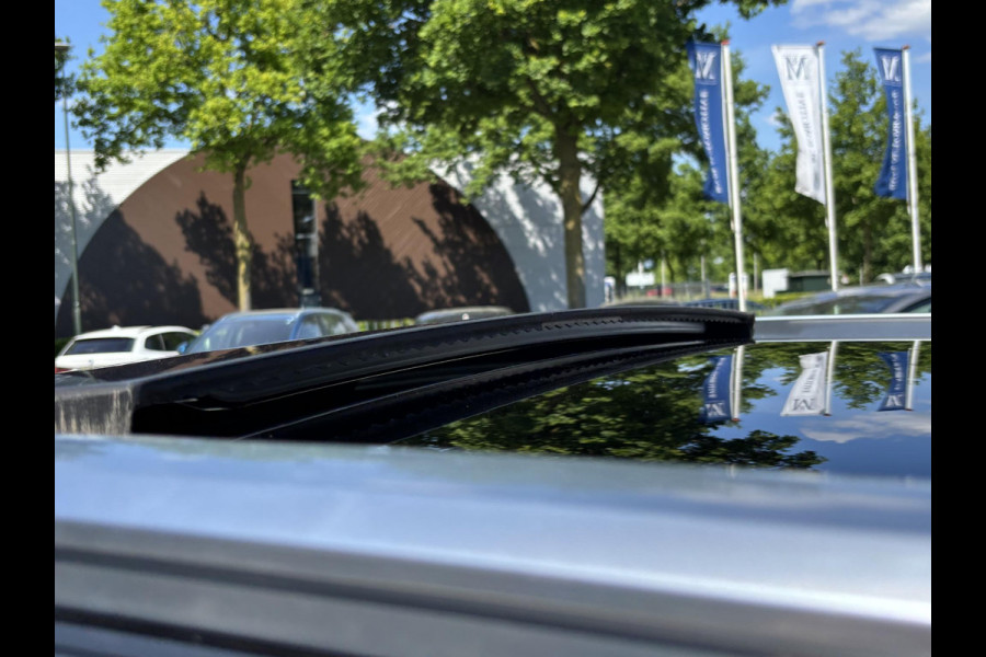 Peugeot 3008 1.6 HYbrid4 300 GT BLACK PACK | PANO | 360 CAMERA