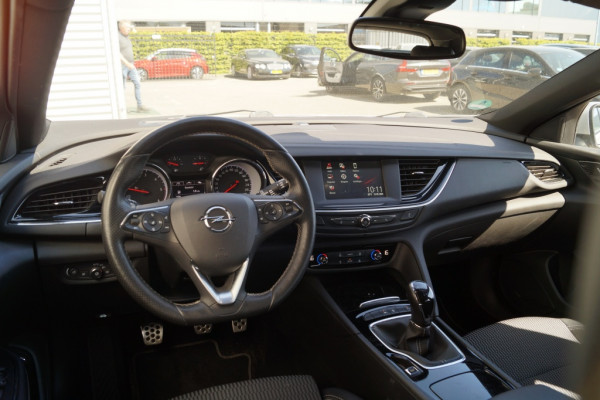 Opel Insignia Sports Tourer 1.6 CDTI Business Executive -NAVI-ECC-