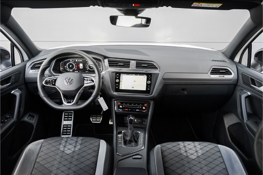 Volkswagen Tiguan 1.4 TSI eHybrid R-Line Black Pack ACC Camera Elek. Trekhaak