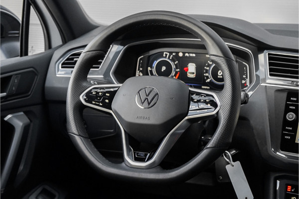 Volkswagen Tiguan 1.4 TSI eHybrid R-Line Black Pack ACC Camera Elek. Trekhaak