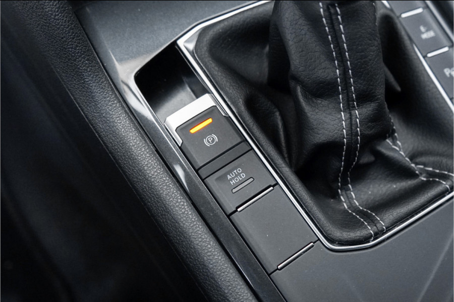 Volkswagen Tiguan 1.4 TSI eHybrid R-Line Black Pack ACC Camera Elek. Trekhaak