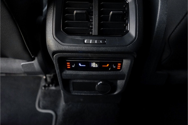 Volkswagen Tiguan 1.4 TSI eHybrid R-Line Black Pack ACC Camera Elek. Trekhaak