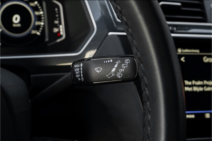 Volkswagen Tiguan 1.4 TSI eHybrid R-Line Black Pack ACC Camera Elek. Trekhaak