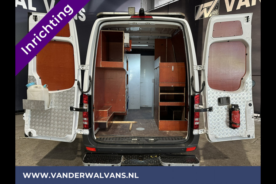 Mercedes-Benz Sprinter 316 CDI 163 pk L2H2 inrichting Euro6 Airco | Camera | Cruisecontrol | 2800kg Trekhaak | Parkeersensoren Parkeersensoren