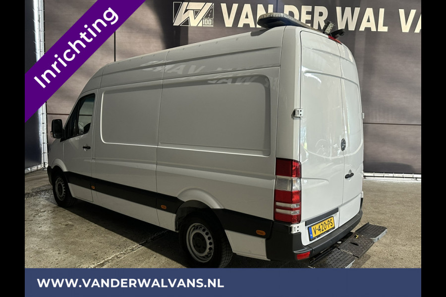 Mercedes-Benz Sprinter 316 CDI 163 pk L2H2 inrichting Euro6 Airco | Camera | Cruisecontrol | 2800kg Trekhaak | Parkeersensoren Parkeersensoren