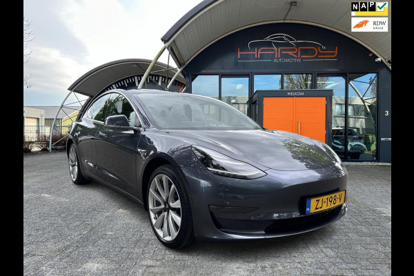 Tesla Model 3 Long Range AWD 75 kWh 84% SOH Trekhaak (910kg) 19 INCH